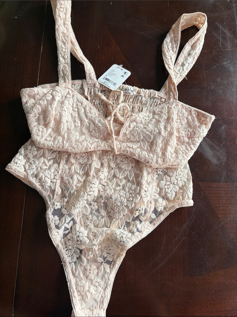 Free people Intimately 💖 Blush Lace Camisole bodysuit - Picture 2 of 6